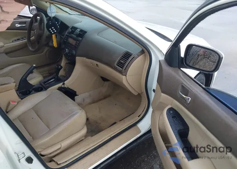 2005 Honda Accord 2.4 Lx from USA, damaged, VIN 1HGCM56485A115991